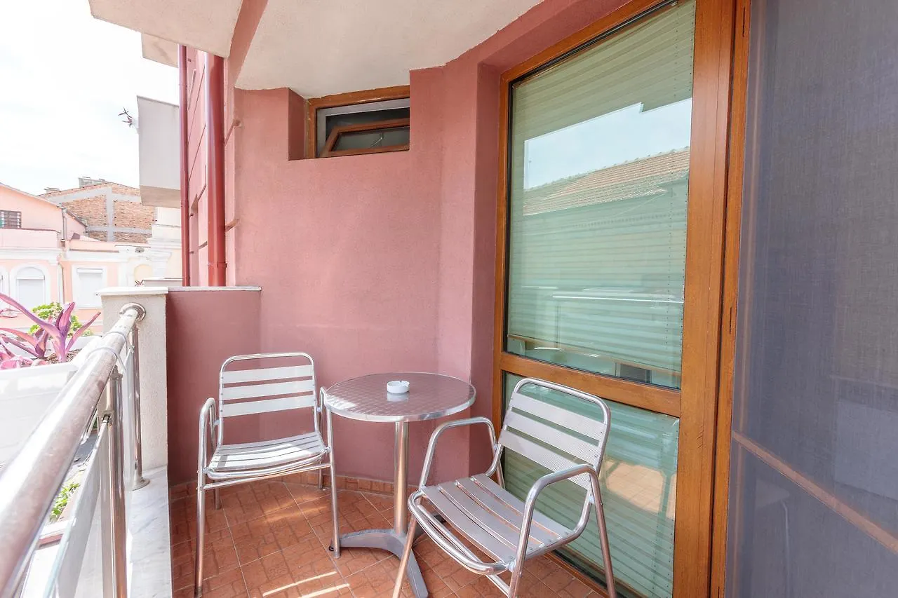 Apart & Rooms Fotinov Burgas