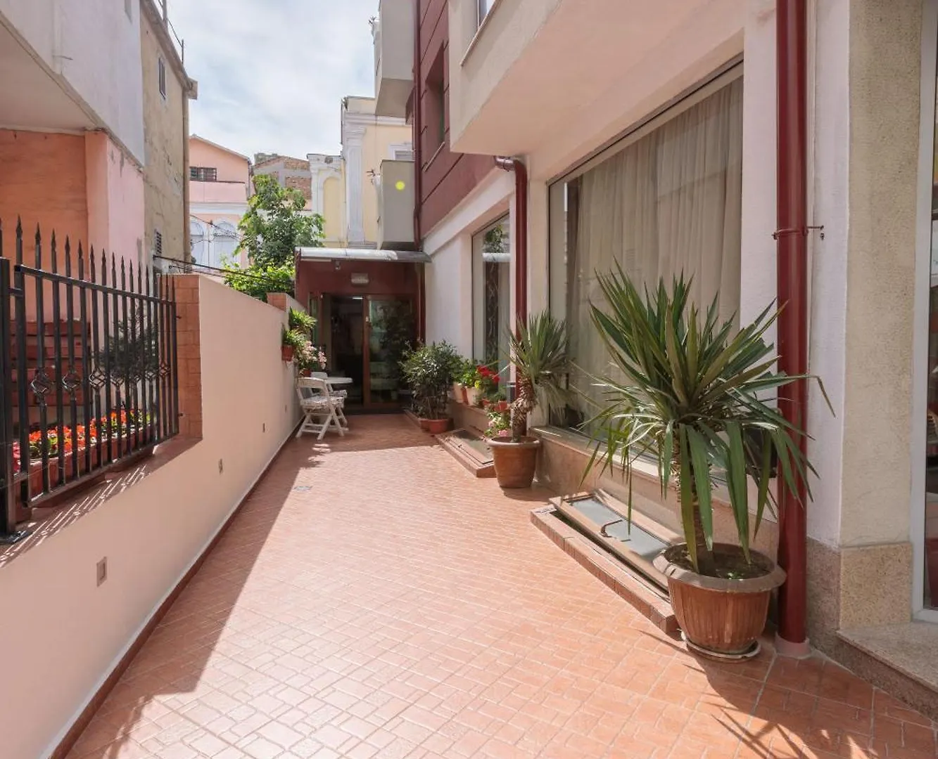 Guest house Apart & Rooms Fotinov Burgas