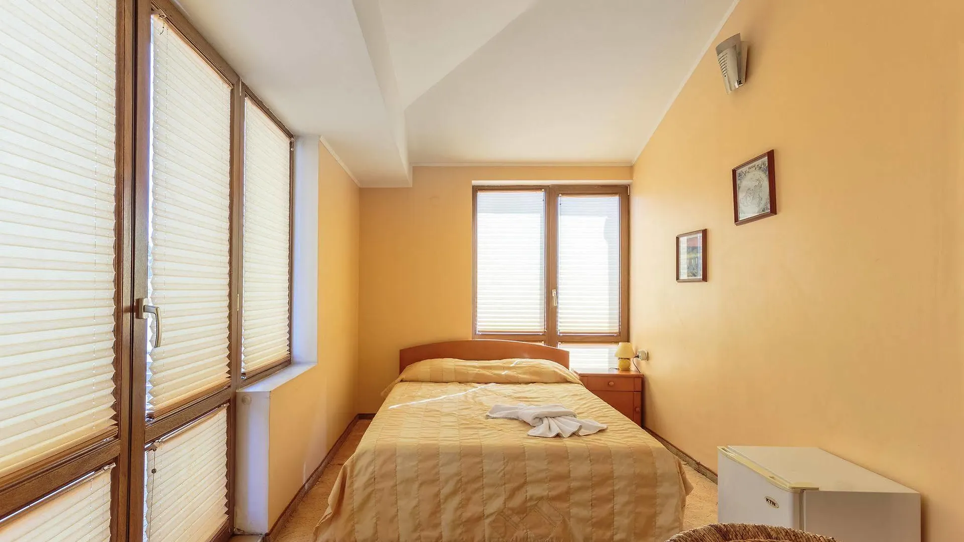 Apart & Rooms Fotinov Burgas City