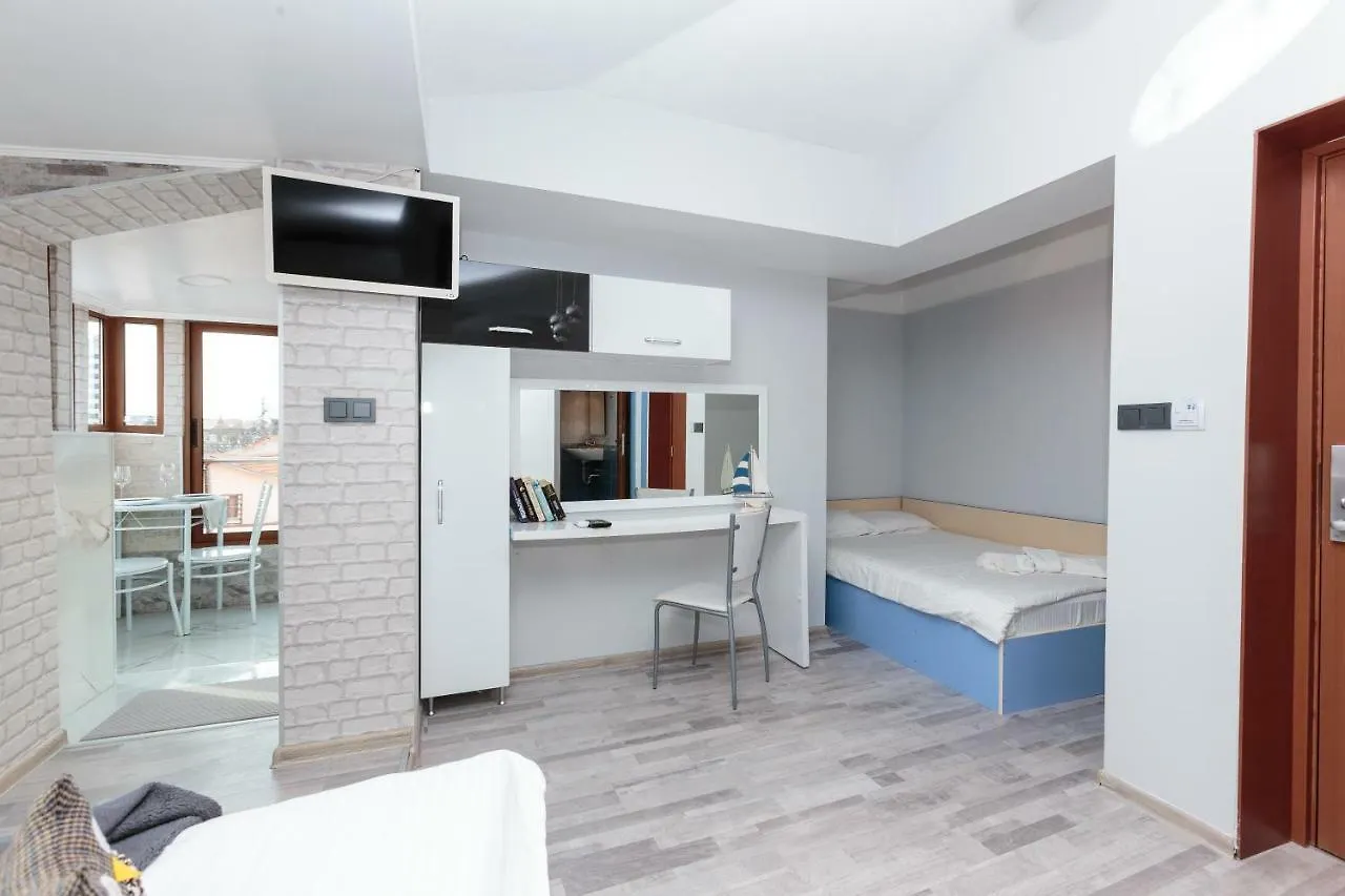 Apart & Rooms Fotinov Burgas City